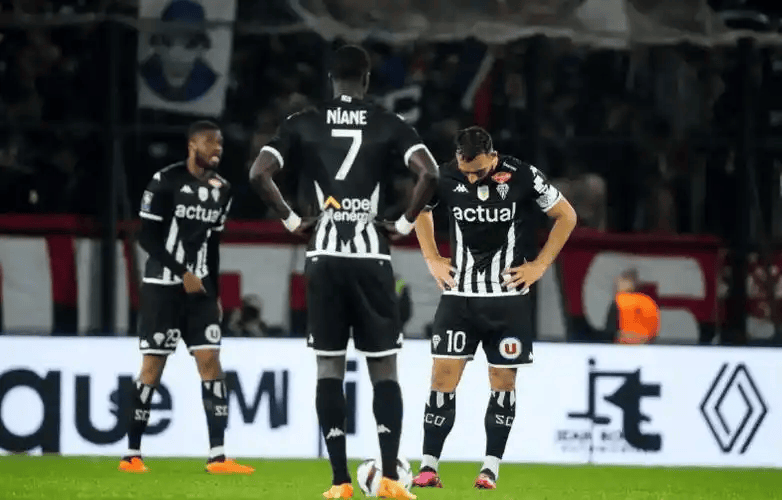 周日015 法甲：勒阿弗尔主场死磕保级VS斯特拉斯堡客场抢分，胶着对决藏变数